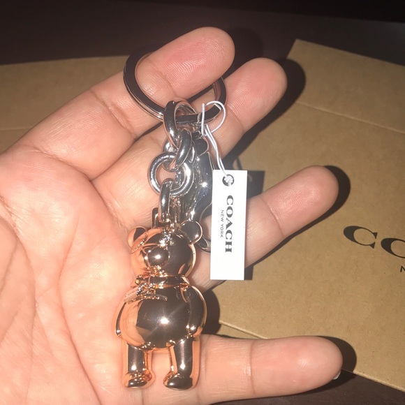 NWT Authentic Coach Rose Hold Bear 🐻 Fob - Picture 5 of 8